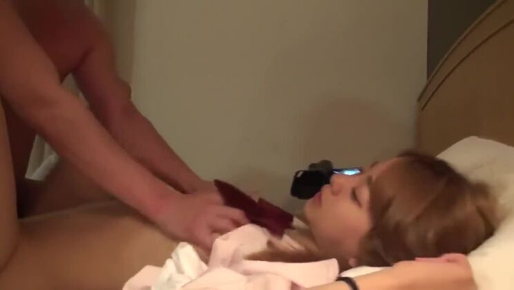 Una divina prostituta orientale in un video di sesso davvero duro