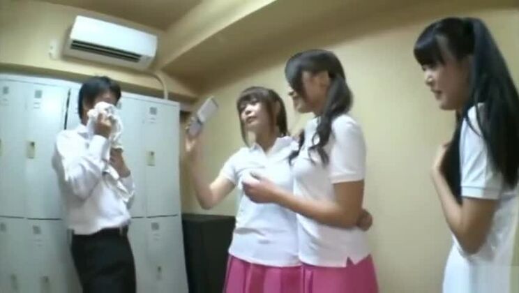 Di classe orientale huzzy