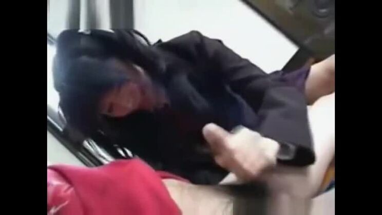 Divina signora asiatica