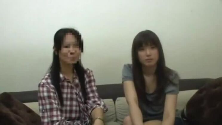 Una divina ragazza giapponese dalla pelle scura che fa un sesso hardcore incredibile