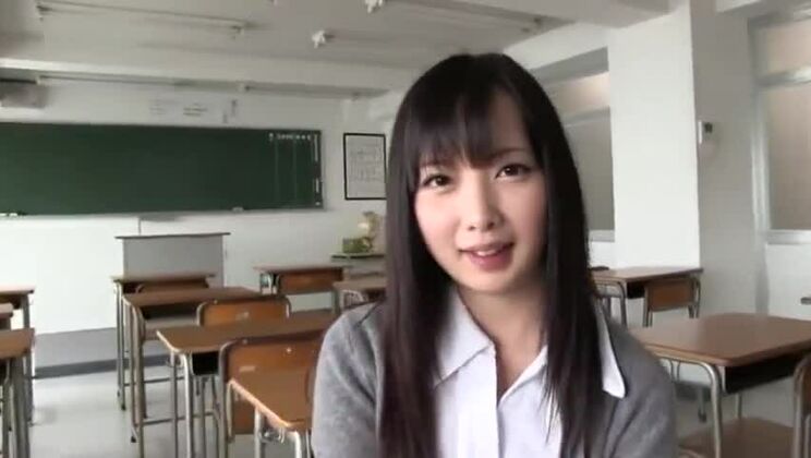 Bella troia giapponese in video di sesso fetish