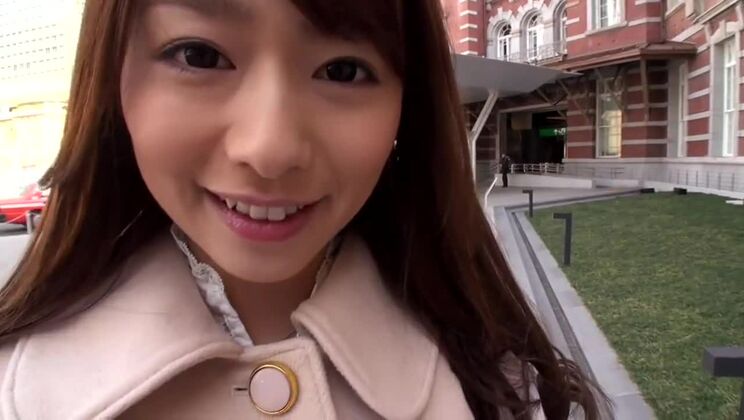 Affascinante donna giapponese