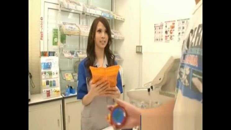 Divina tart giapponese viene scopata duramente