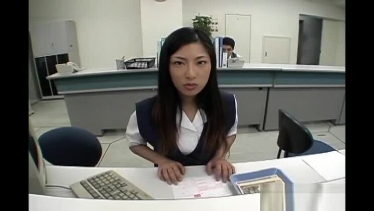 Bella donna giapponese