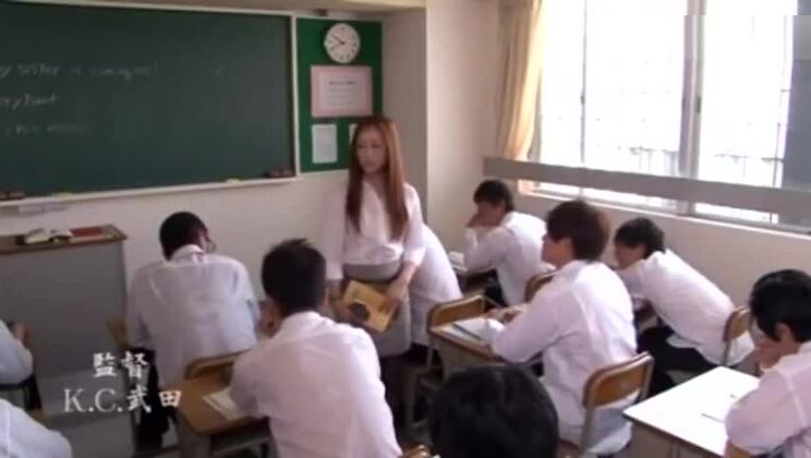 Deliziosa tart orientale dalle tette grosse