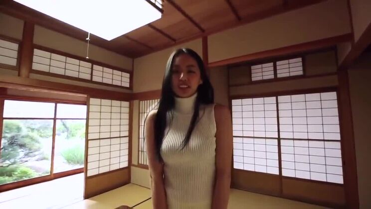 Bella ragazza orientale