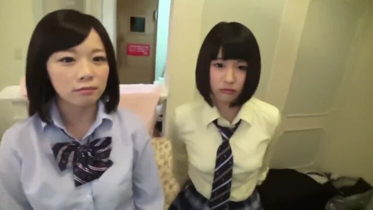 Ragazza orientale succosa