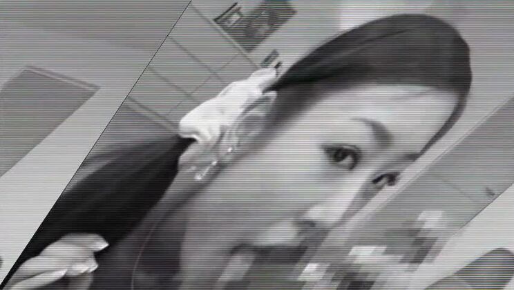 Divina sgualdrina giapponese