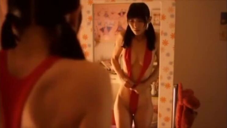 Incredibile, la procace giapponese Hitomi Tanaka viene scopata duramente