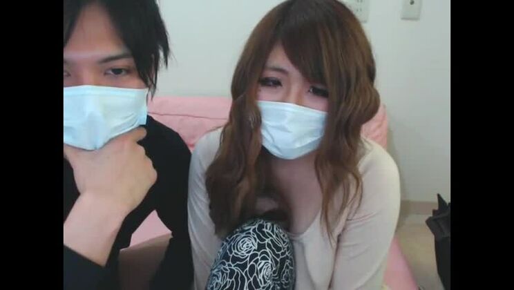 Una giapponese ultraterrena in un video porno amatoriale privato.