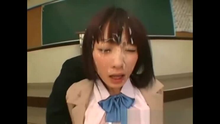 Bukkake doccia di sperma calda asiatica