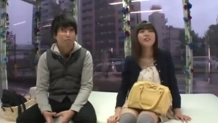 Nuova modella giapponese nel video JAV più folle, guardalo