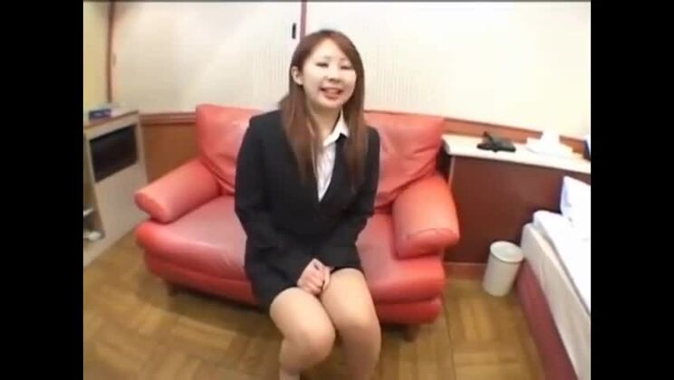 Film porno xxx eccitante. Fare pipì è il massimo, guardalo.