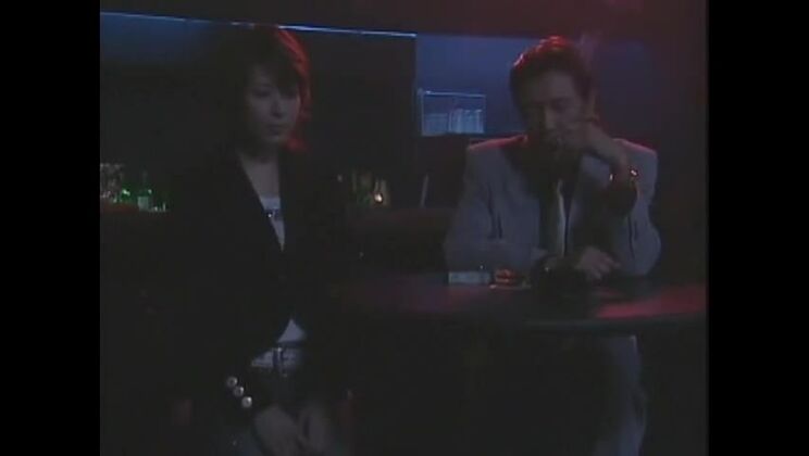 Miglior modella giapponese Kurumi Morishita, Ami Nishimura, Nana Natsume nella clip Exotic JAV