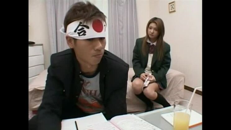 Favolosa ragazza giapponese in incredibile scena JAV