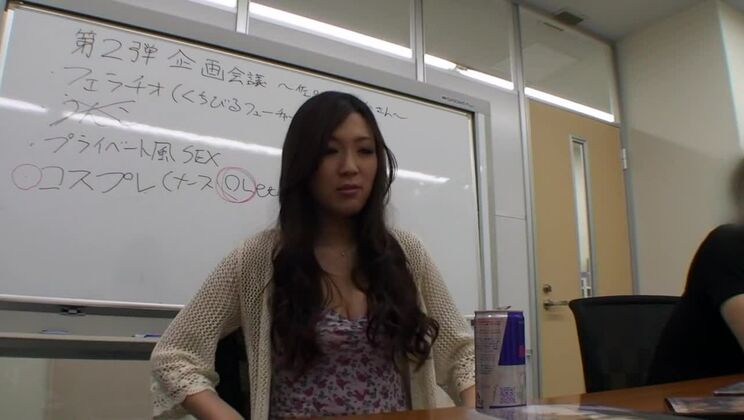 La migliore ragazza giapponese nel film JAV amatoriale più hot in HD.