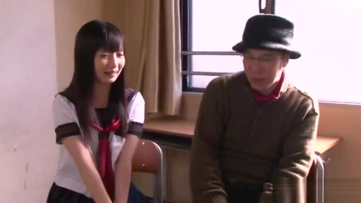 Le piacerebbe consumare un sacco di sperma Dita