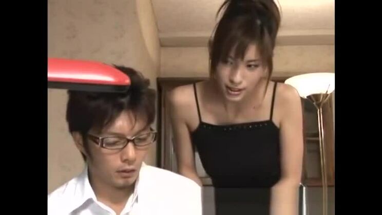 La mia adorabile ragazza conosceva il comportamento perverso del mio ragazzo e voleva scoparmelo.