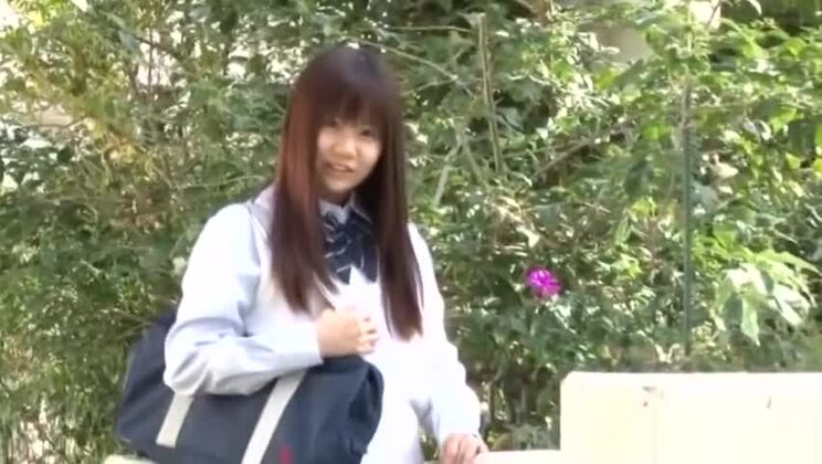 Modella adolescente asiatica di softcore, icona di bellezza