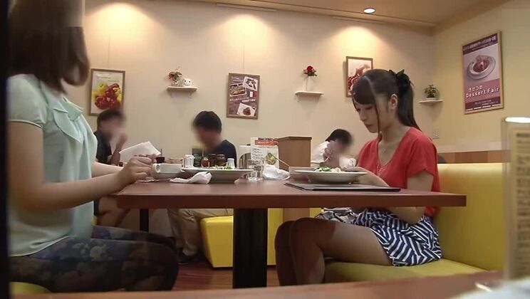 L'eccellente film porno Bukkake più folle ti renderà schiavo della mente