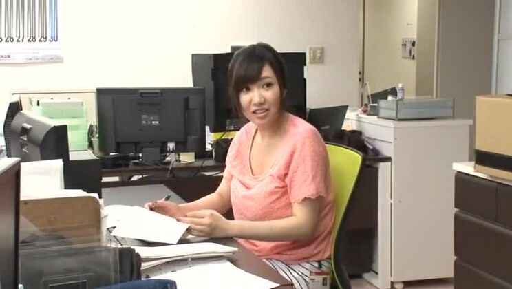 Scena porno pazzesca, tette enormi, spettacolo fantastico