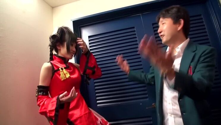 La migliore modella giapponese nel video Horny JAV censurato Swallow, Threesomes