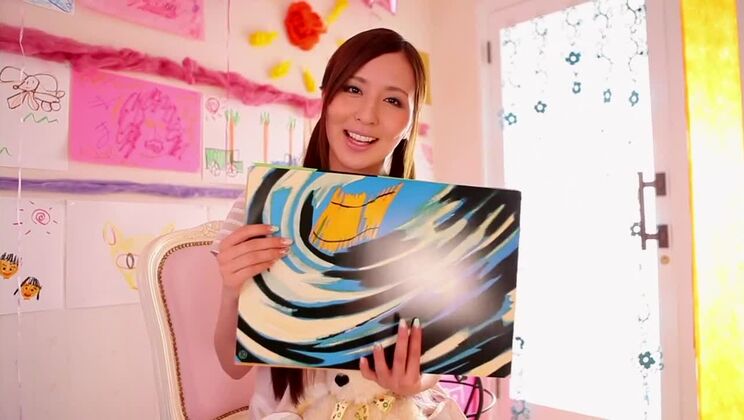 Ragazza giapponese esotica in un favoloso film JAV hardcore in HD.