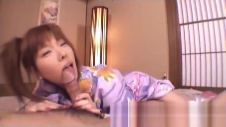 studentessa giapponese scopata duramente e succhiata