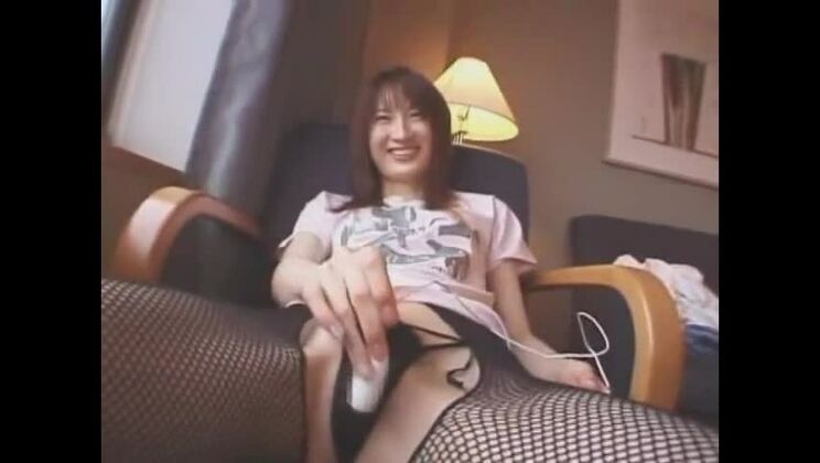 La troia giapponese più sexy in un incredibile video JAV amatoriale e fetish.