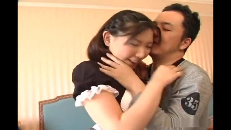 Tu fai un pompino e un lavoro sulle tette