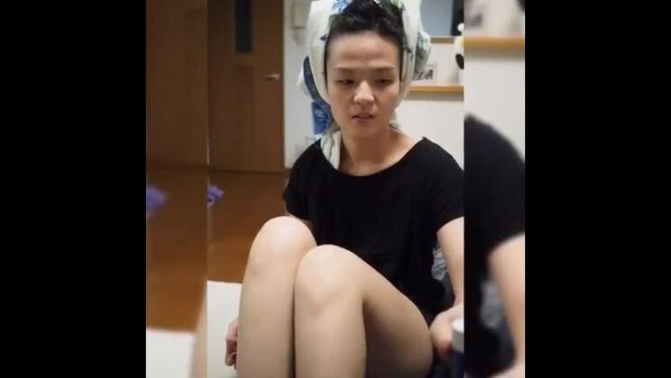 moglie asiatica voyeur