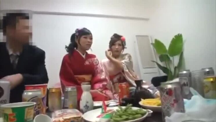 Fantastica ragazza giapponese nel nuovo video JAV versione completa