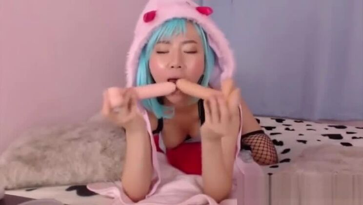 Giapponese 18 Kyoto con un cespuglio peloso