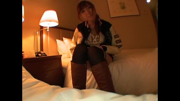 Incredibile troia giapponese in POV esotico, clip JAV amatoriale