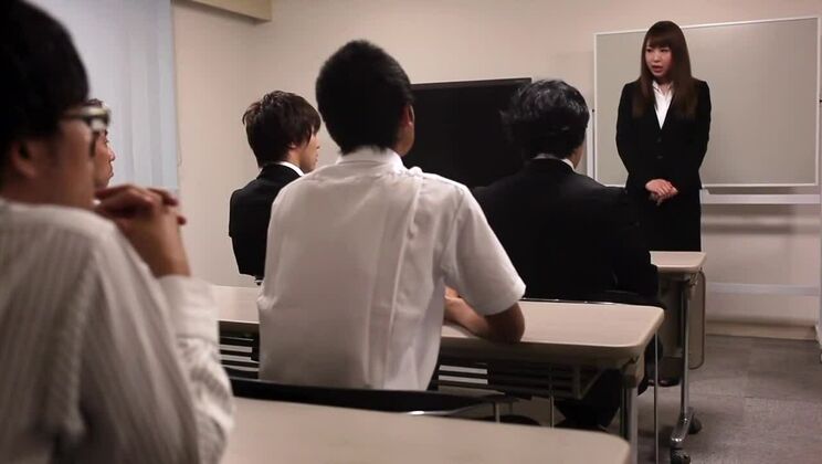 La migliore troia giapponese in Crazy Latex, film JAV amatoriale