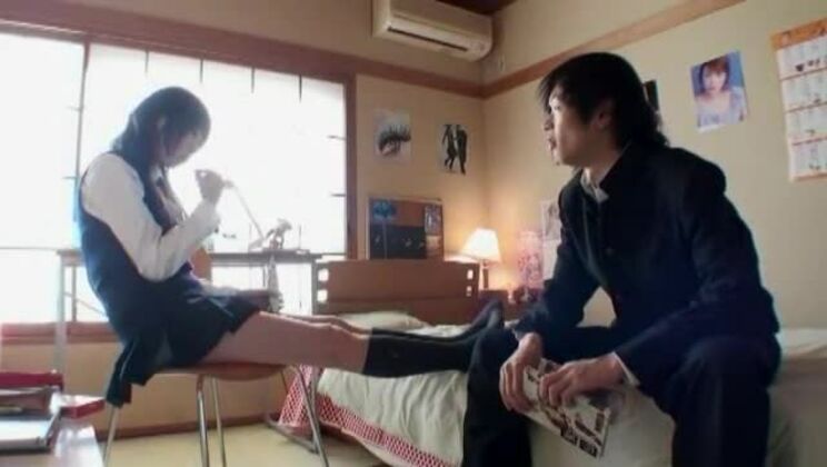 La migliore ragazza giapponese in un fantastico video JAV