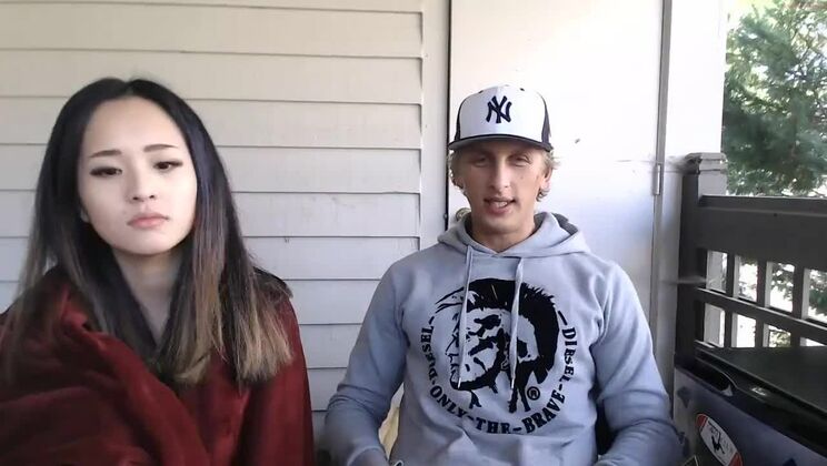 Una ragazza incredibilmente carina scopata in webcam