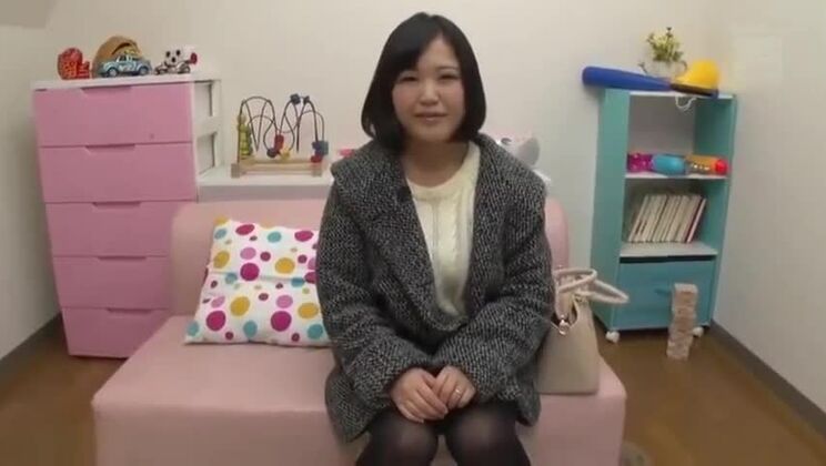 Incredibile ragazza giapponese in uno spettacolo di scene JAV esclusive