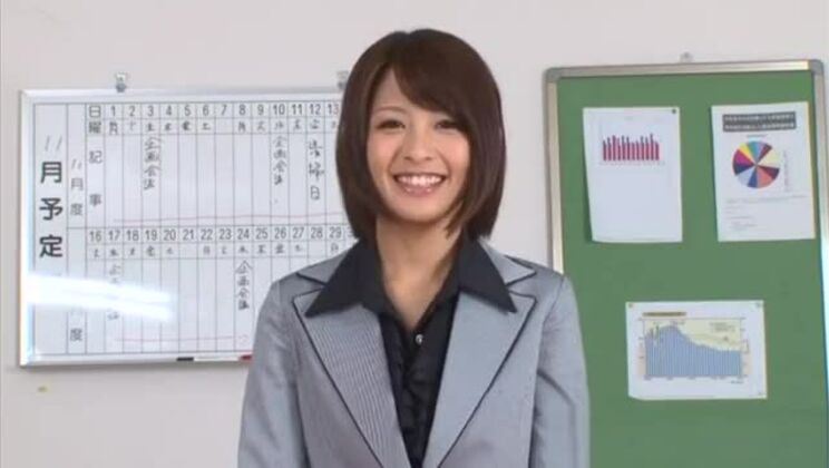 Yuuki Natsume, una splendida ragazza asiatica, si è masturbata.