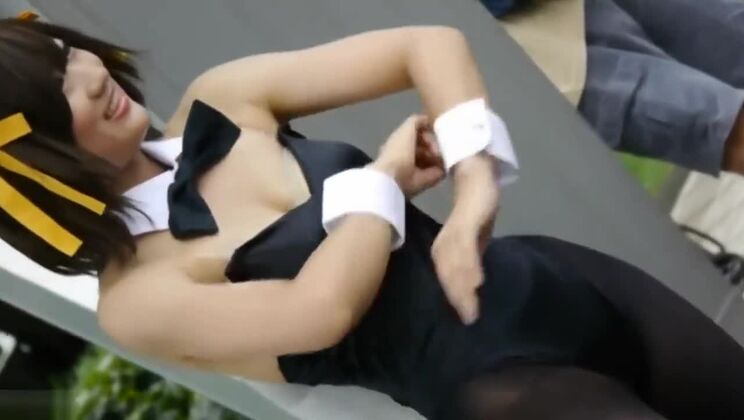 Festa di cosplay sexy giapponese