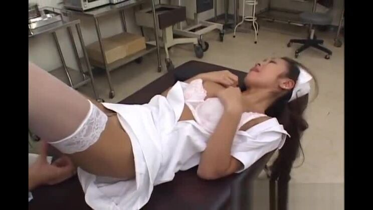 Erena Fujimori arrapata vera vera asiatica parte 4