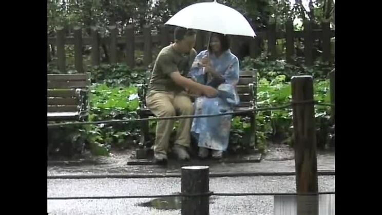 La puttana giapponese più hot in Horny Outdoor, scena JAV Cosplay