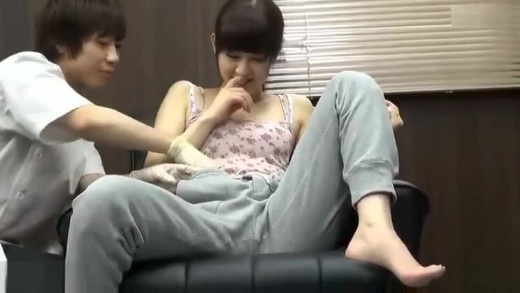 Incredibile video per adulti giapponese che ti renderà schiavo della mente