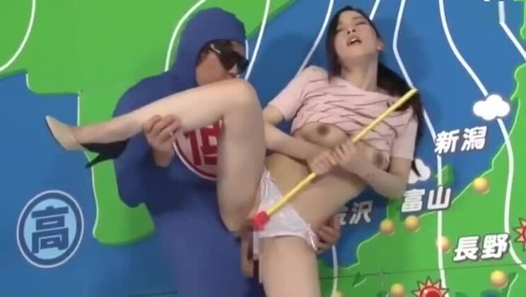 pelosa Conduttrice di telegiornale donna che parla sporco 10 parte 2