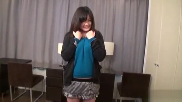 JAV body check striptease con dilettante formosa Sottotitolato