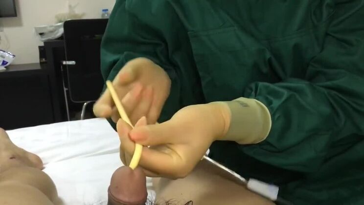 Dio, il mio cazzo fa male~