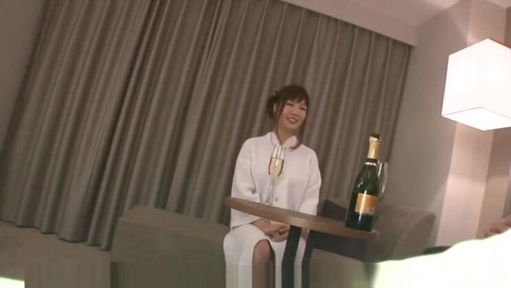 Pelliccia giapponese sexy 4