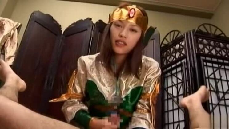 La modella giapponese è una ragazza dolce