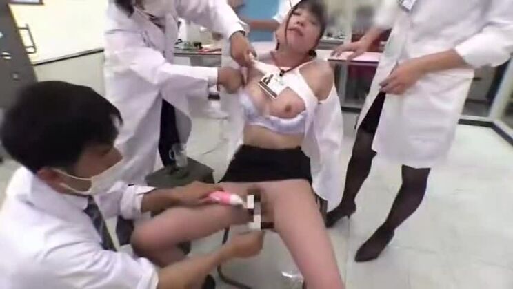 Scena porno esotica con eiaculazione, controllo mai visto