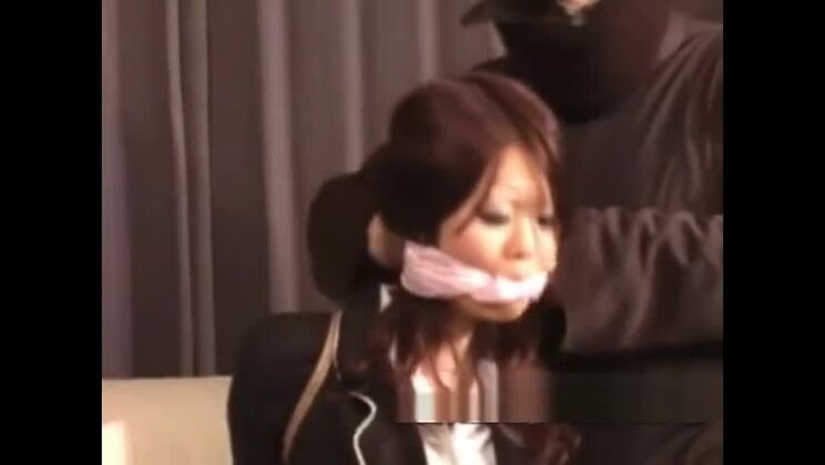 Molte bavagli a strati 01